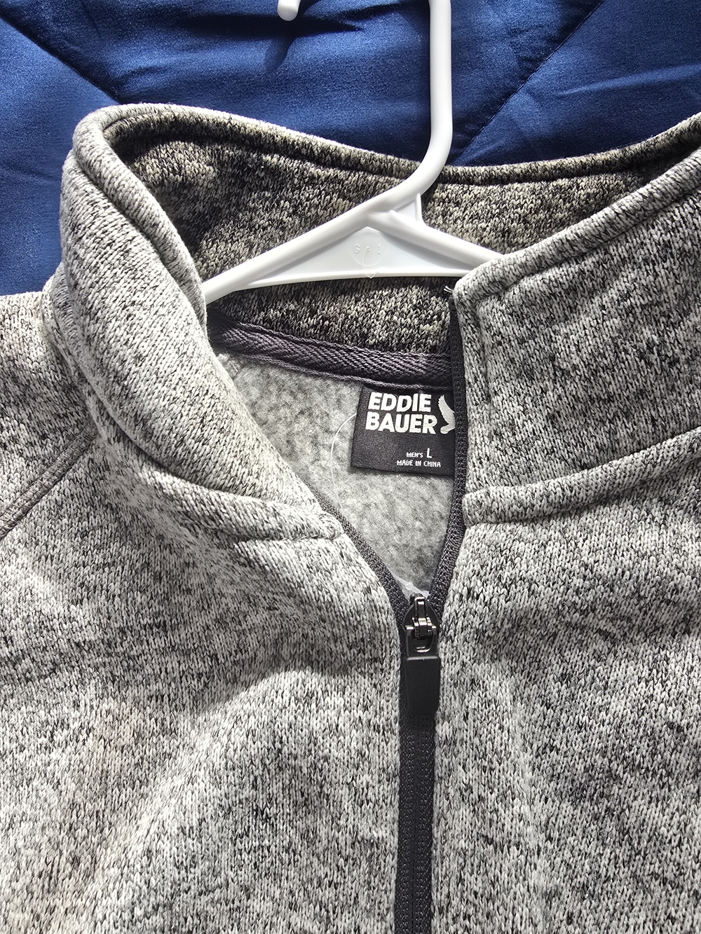 Eddie Bauer Men's Heather Gray Zip-Neck Pullover Sweater - Picture 2 of 2